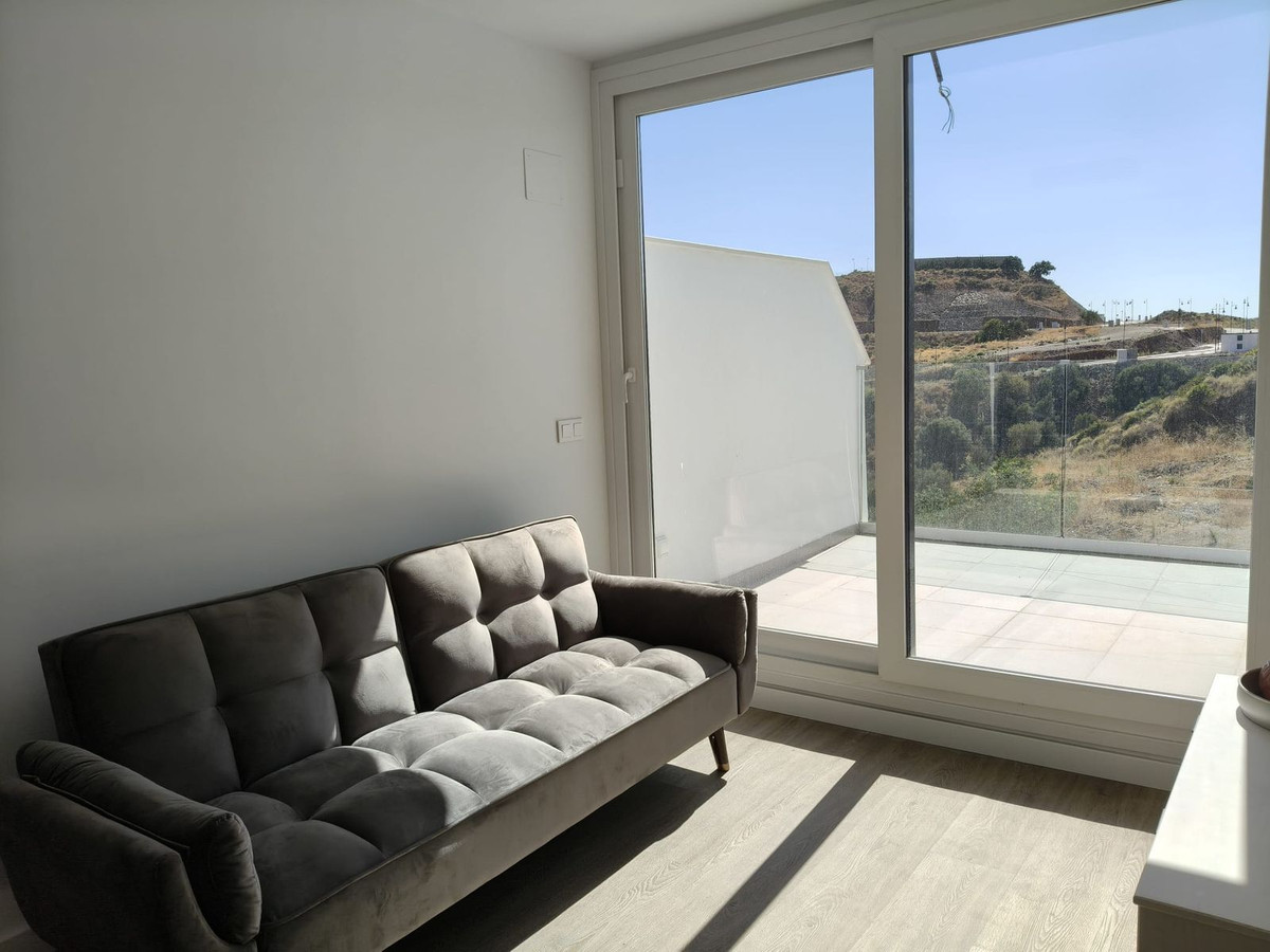 2 Bed Apartment for sale in Fuengirola Costa Del Sol, Málaga, Spain