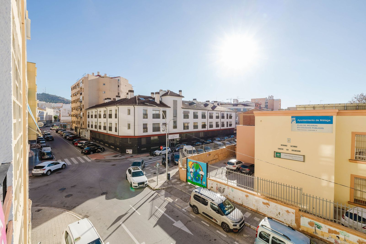 Se vende Apartamento Planta Media de 2 dormitorios en Costa Del Sol, Málaga, España