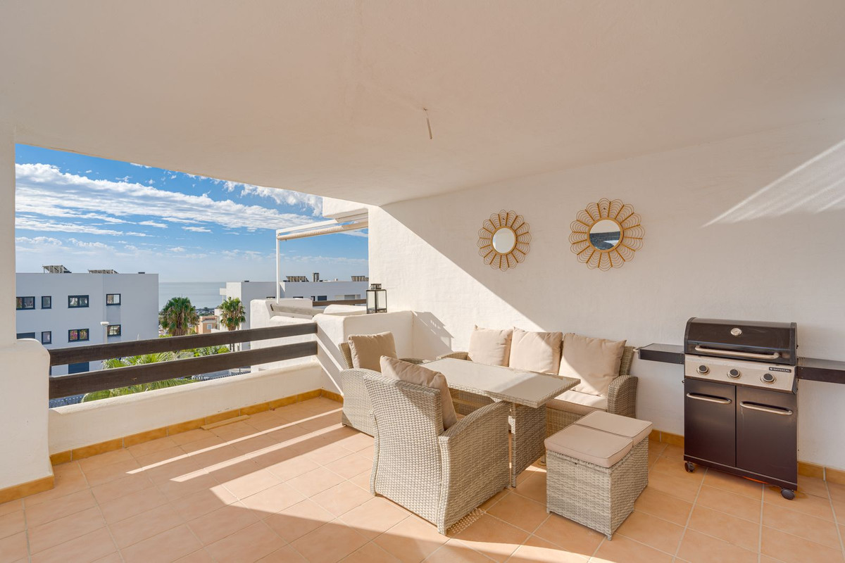 Se vende Apartamento Planta Media de 2 dormitorios en Costa Del Sol, Málaga, España