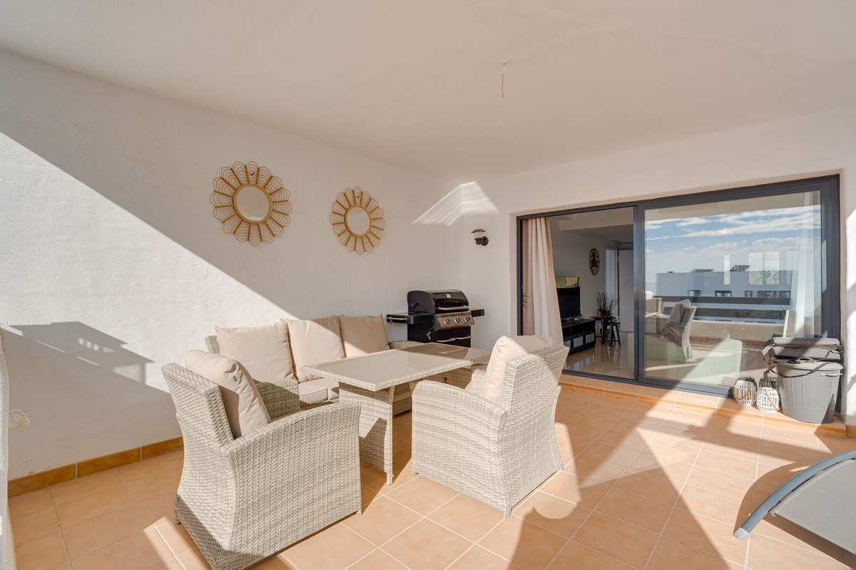 Se vende Apartamento Planta Media de 2 dormitorios en Costa Del Sol, Málaga, España