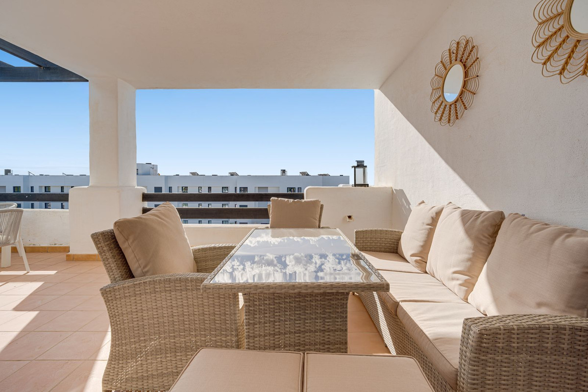 Se vende Apartamento Planta Media de 2 dormitorios en Costa Del Sol, Málaga, España