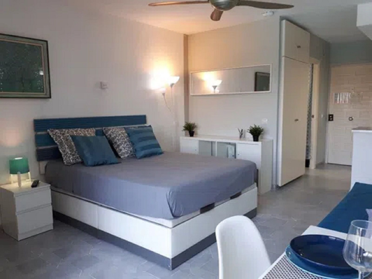 Apartment for sale in Benalmadena Costa Del Sol, Málaga, Spain
