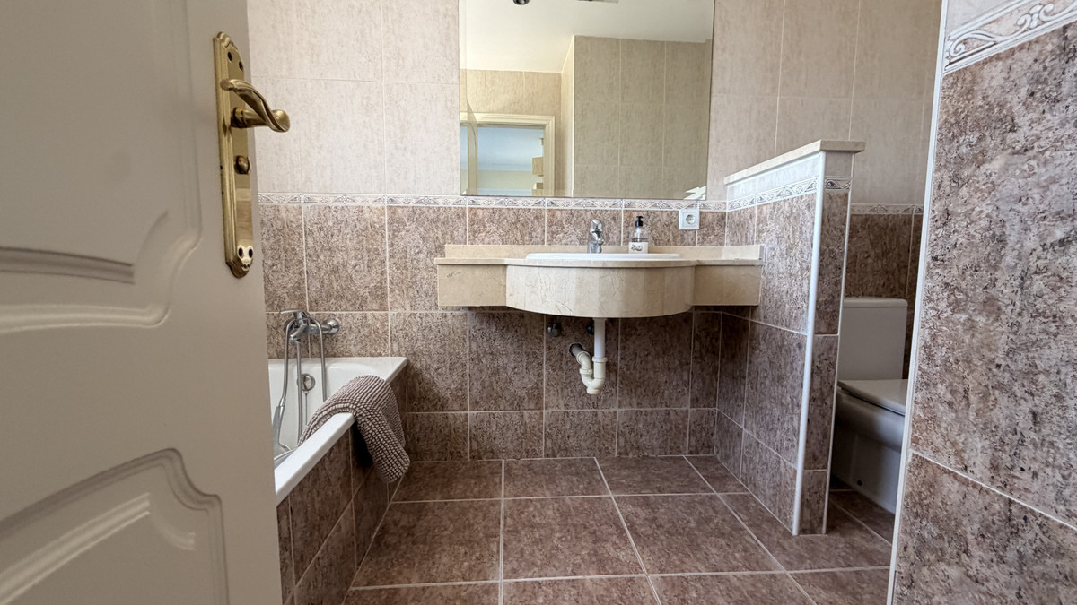 Se vende Adosada de 3 dormitorios en Costa Del Sol, Málaga, España