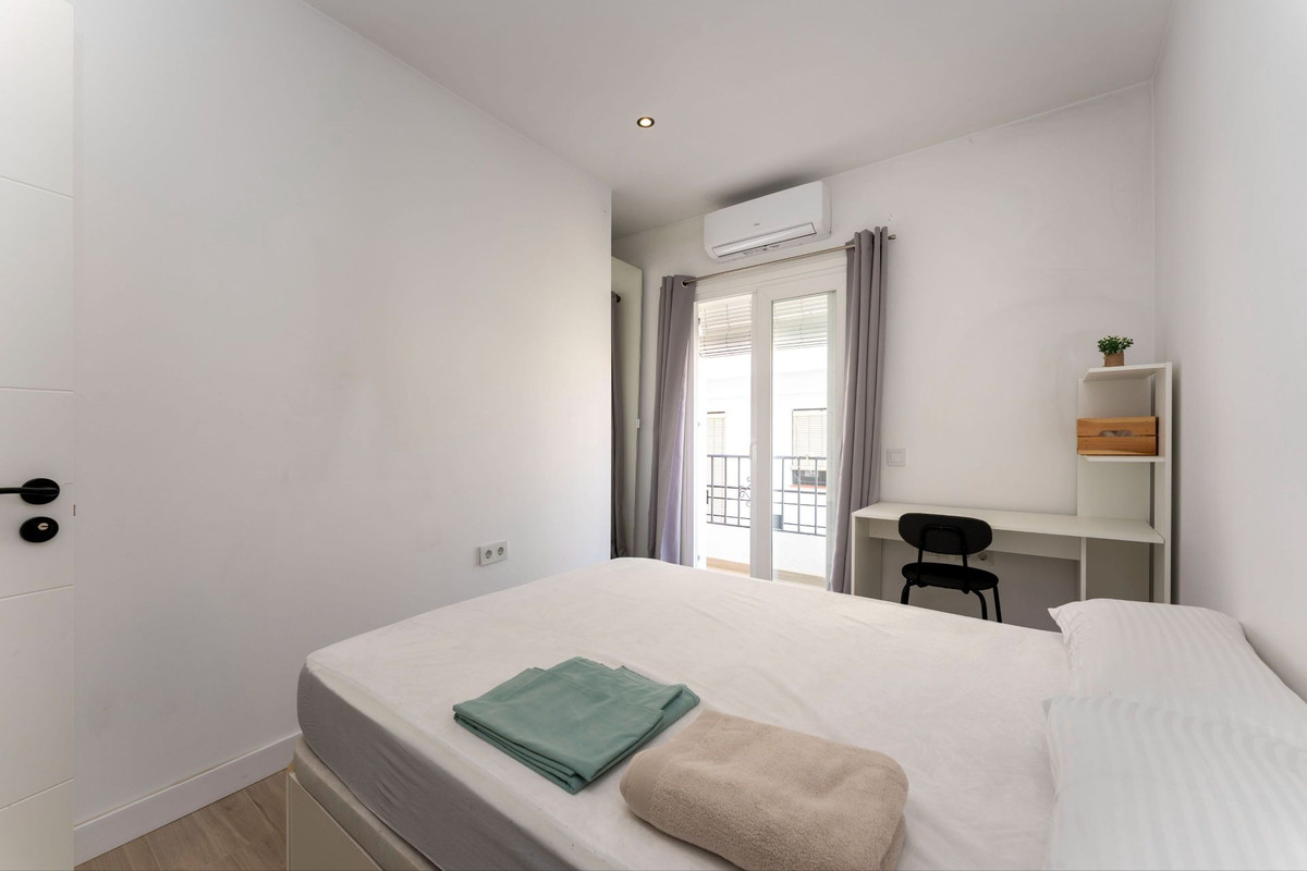 Se vende Adosada de 6 dormitorios en Costa Del Sol, Málaga, España