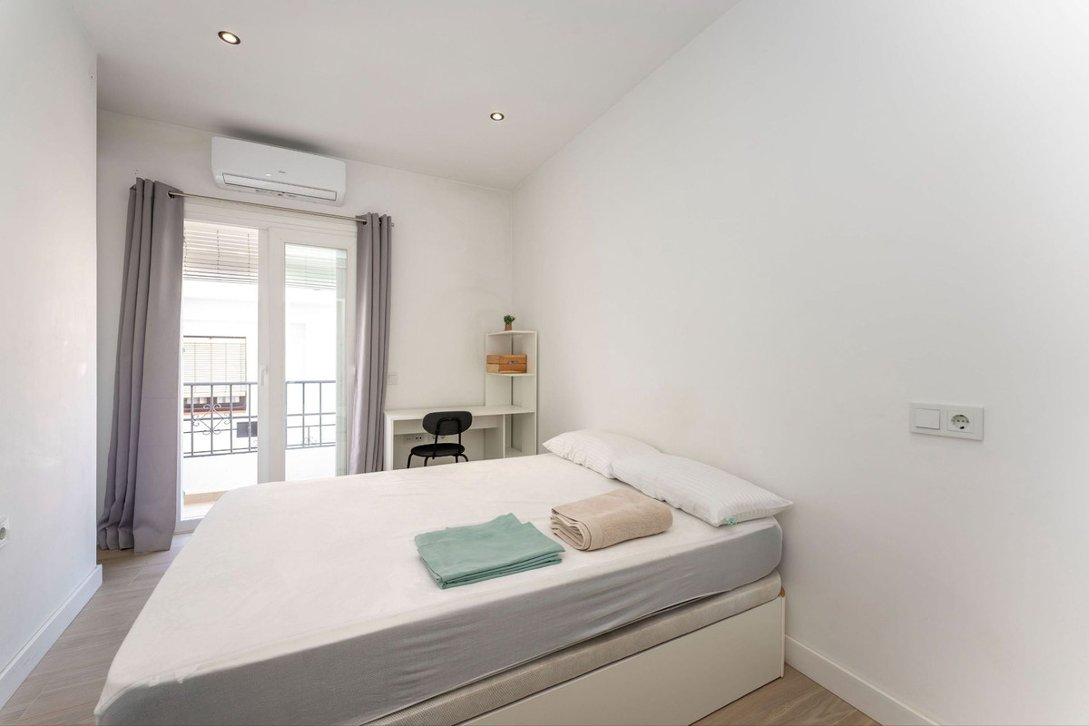 Se vende Adosada de 6 dormitorios en Costa Del Sol, Málaga, España