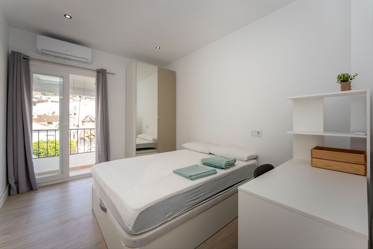 Se vende Adosada de 6 dormitorios en Costa Del Sol, Málaga, España