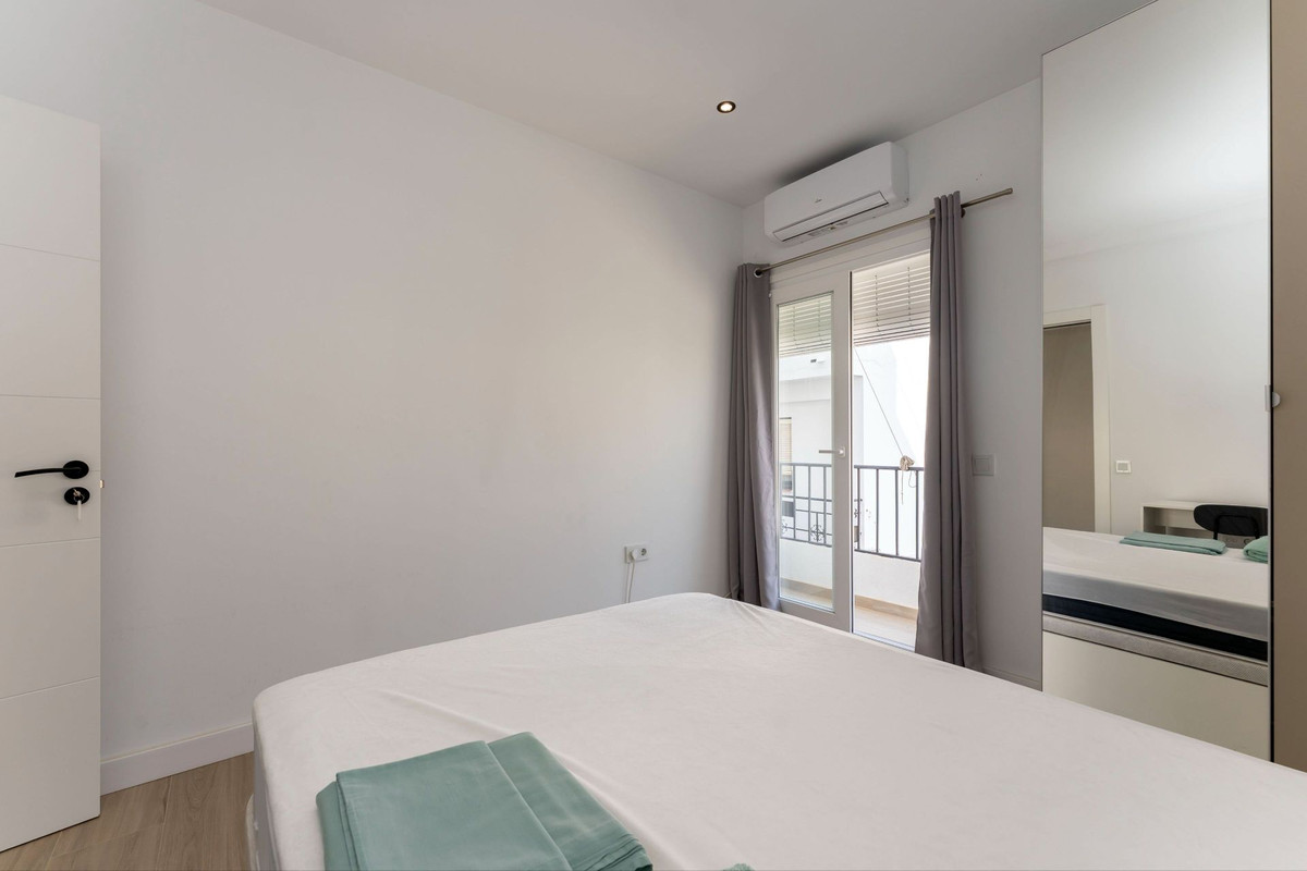 Se vende Adosada de 6 dormitorios en Costa Del Sol, Málaga, España