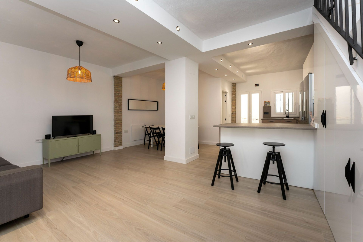 Se vende Adosada de 6 dormitorios en Costa Del Sol, Málaga, España