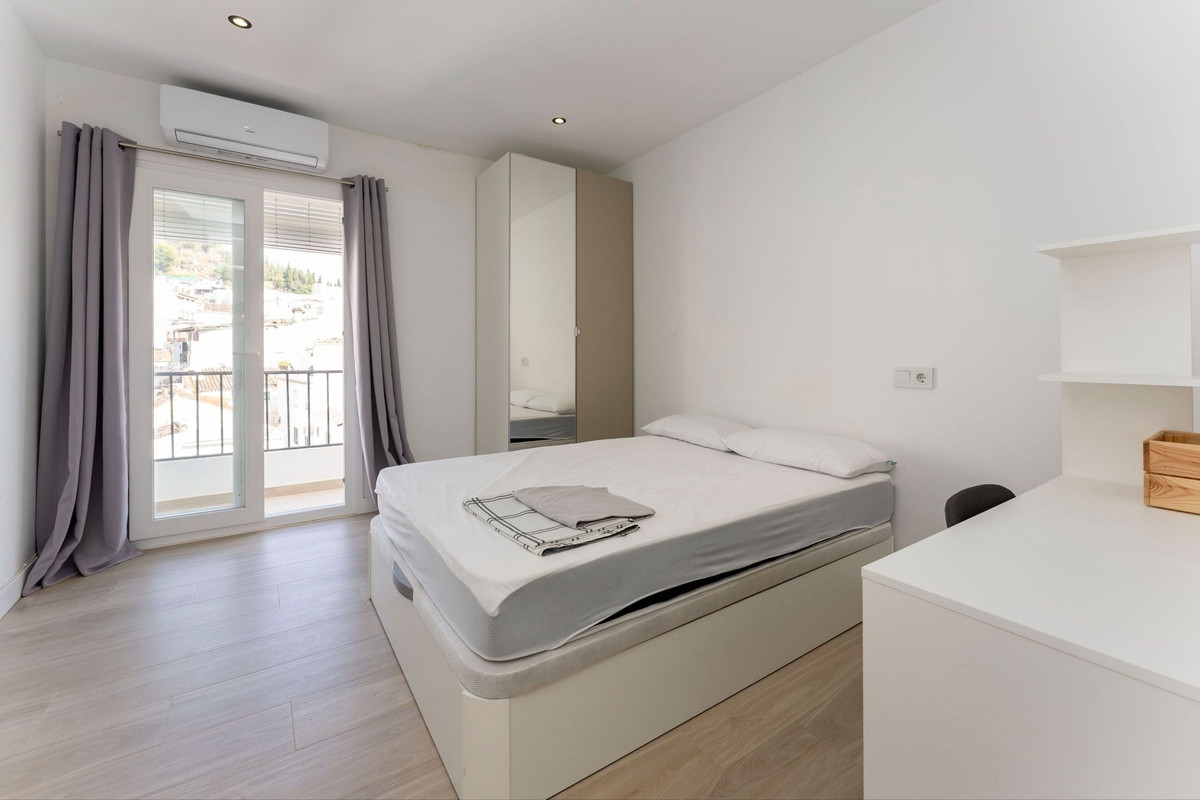 Se vende Adosada de 6 dormitorios en Costa Del Sol, Málaga, España
