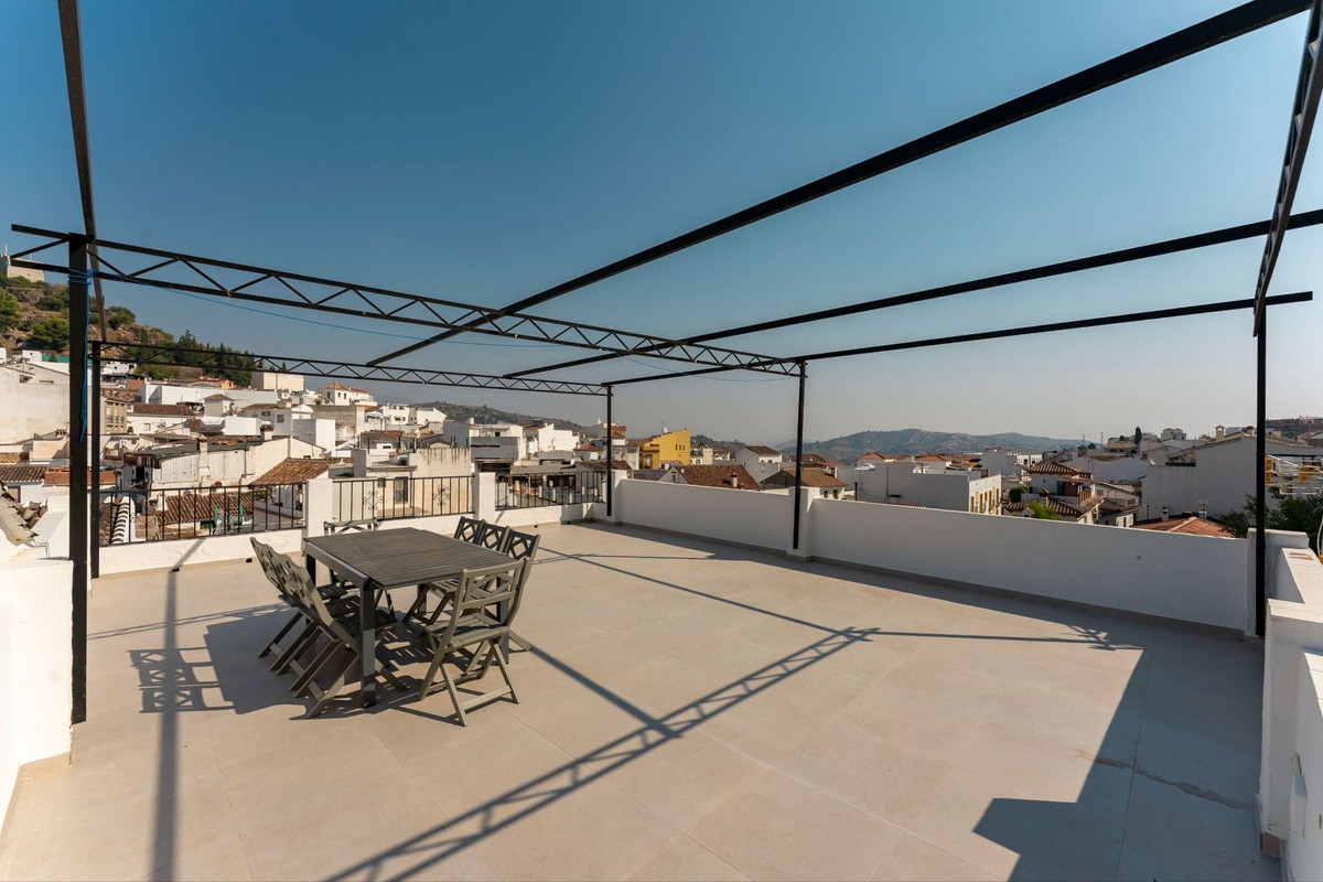Se vende Adosada de 6 dormitorios en Costa Del Sol, Málaga, España