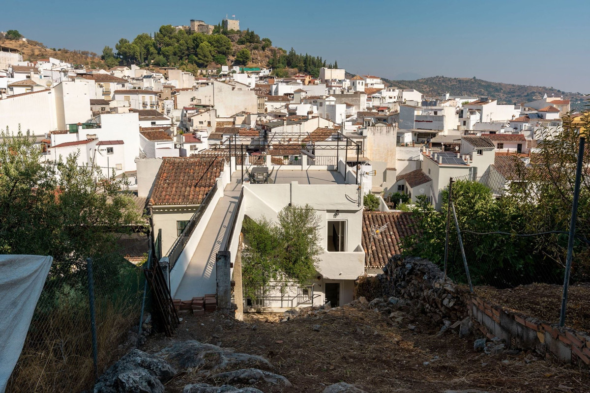 Se vende Adosada de 6 dormitorios en Costa Del Sol, Málaga, España