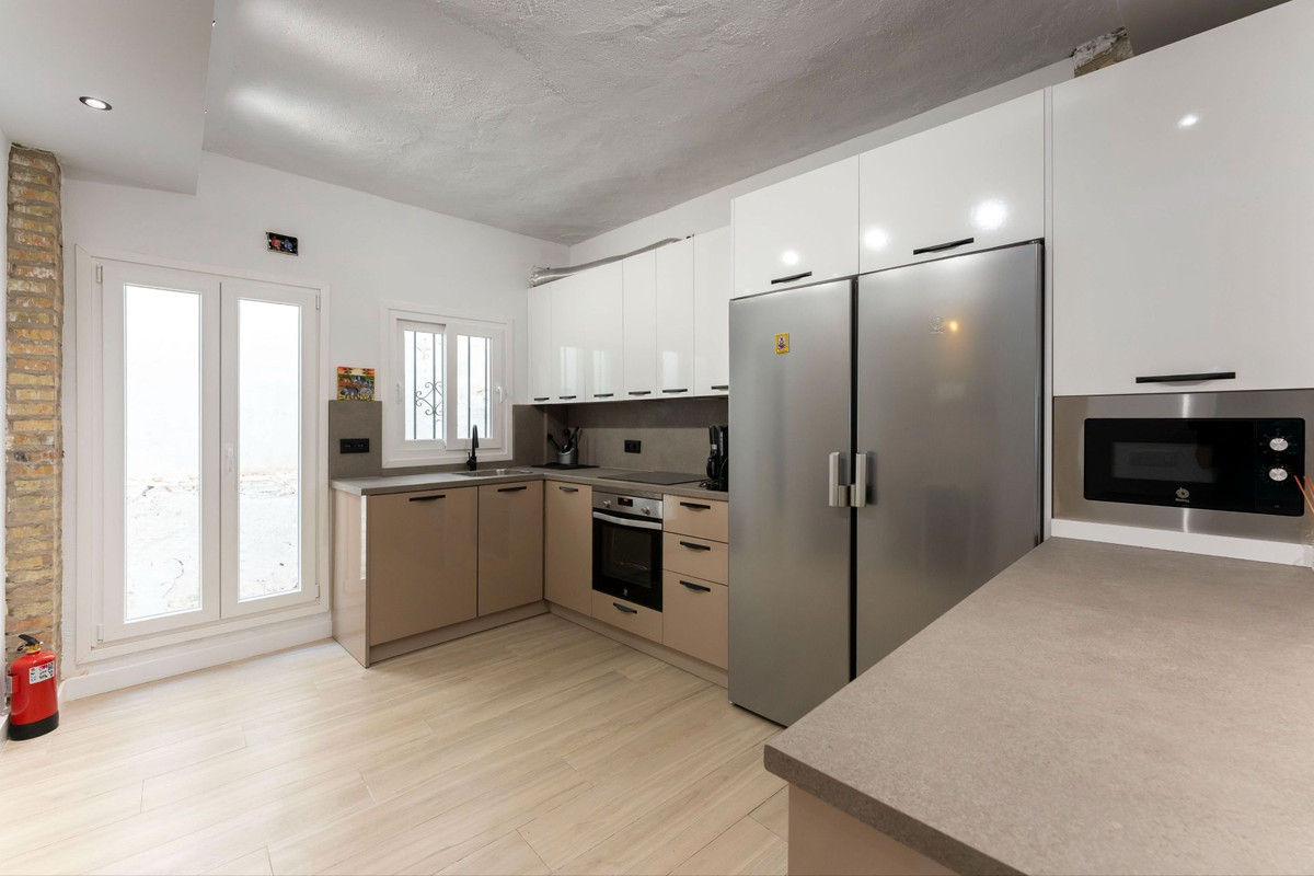 Se vende Adosada de 6 dormitorios en Costa Del Sol, Málaga, España