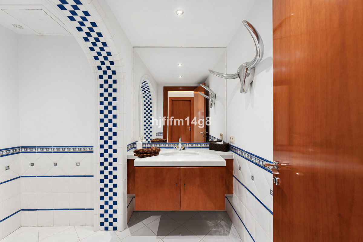 Se vende Ático de 4 dormitorios en Costa Del Sol, Málaga, España