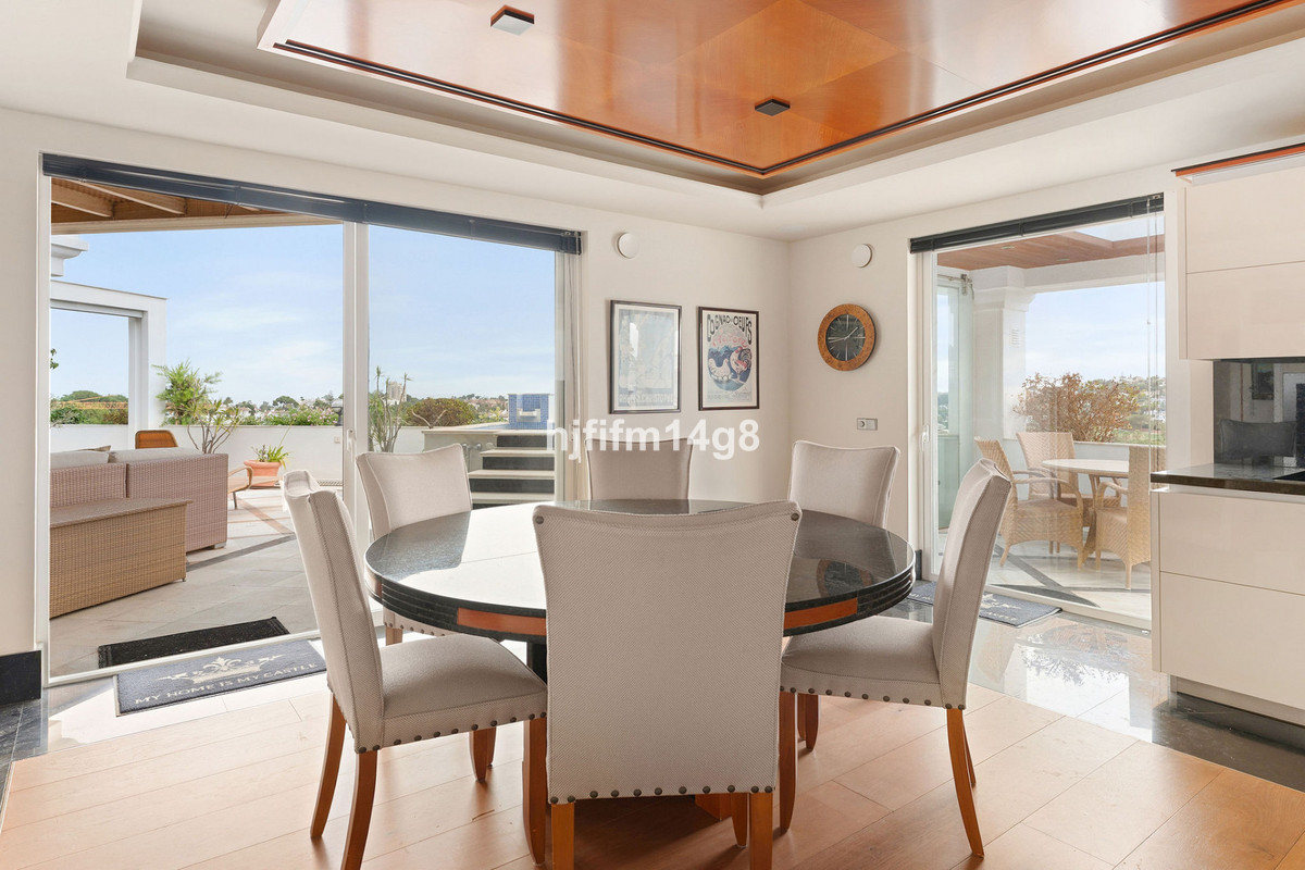 Se vende Ático de 4 dormitorios en Costa Del Sol, Málaga, España