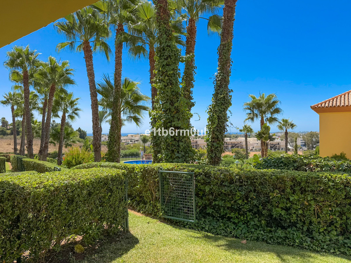 3 Bed Apartment for sale in Nueva Andalucía Costa Del Sol, Málaga, Spain