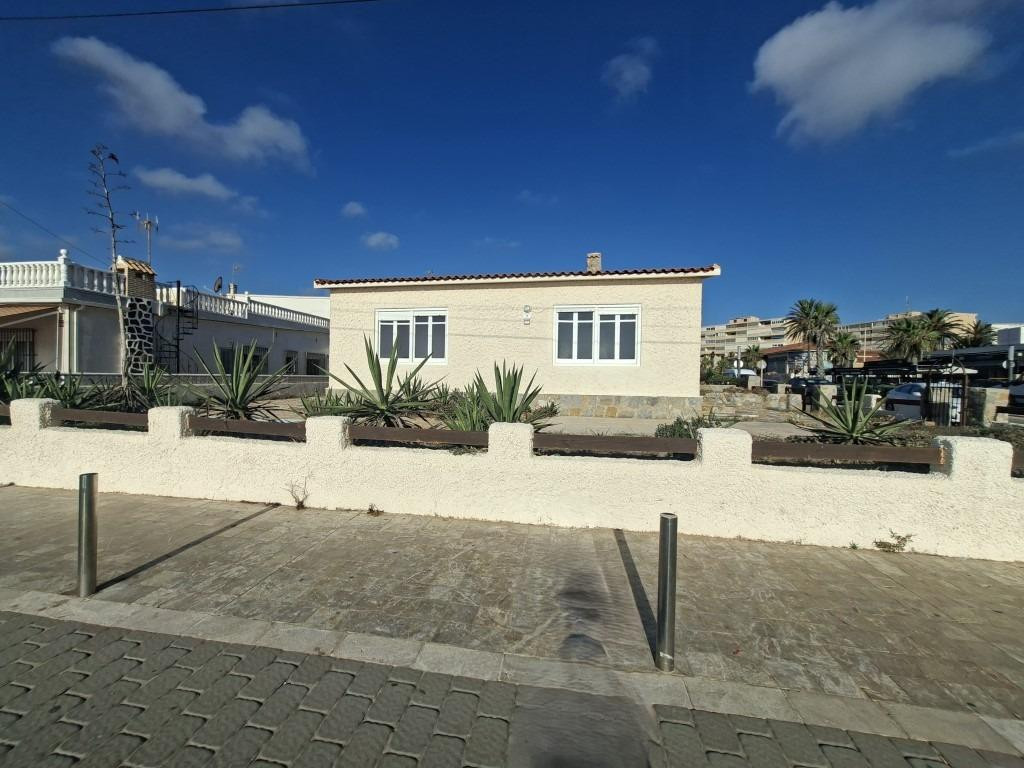 3 Bed Townhouse for sale in Torrevieja Costa Blanca, Alicante, Spain