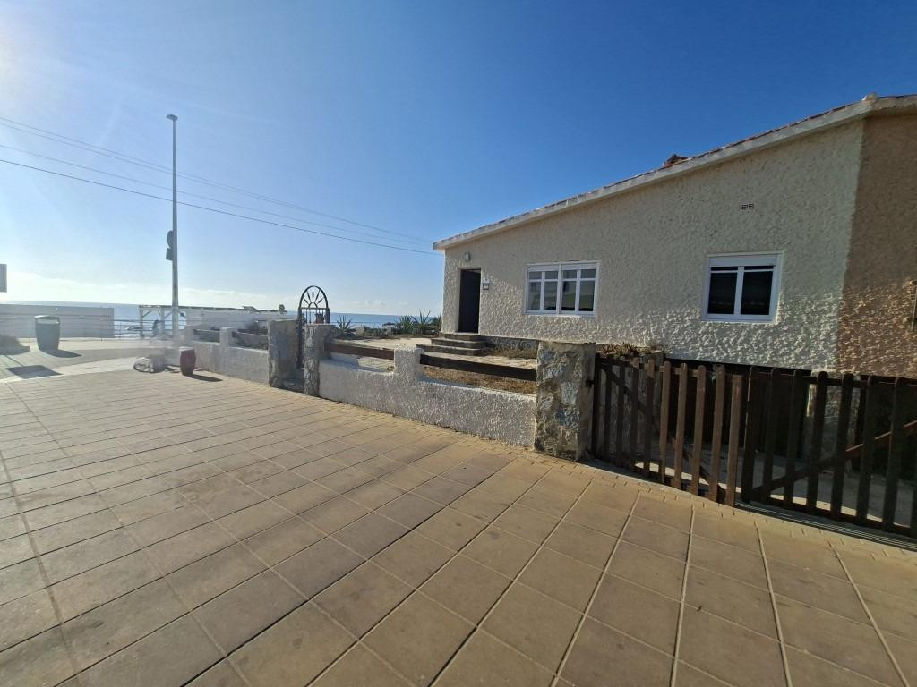 3 Bed Townhouse for sale in Torrevieja Costa Blanca, Alicante, Spain