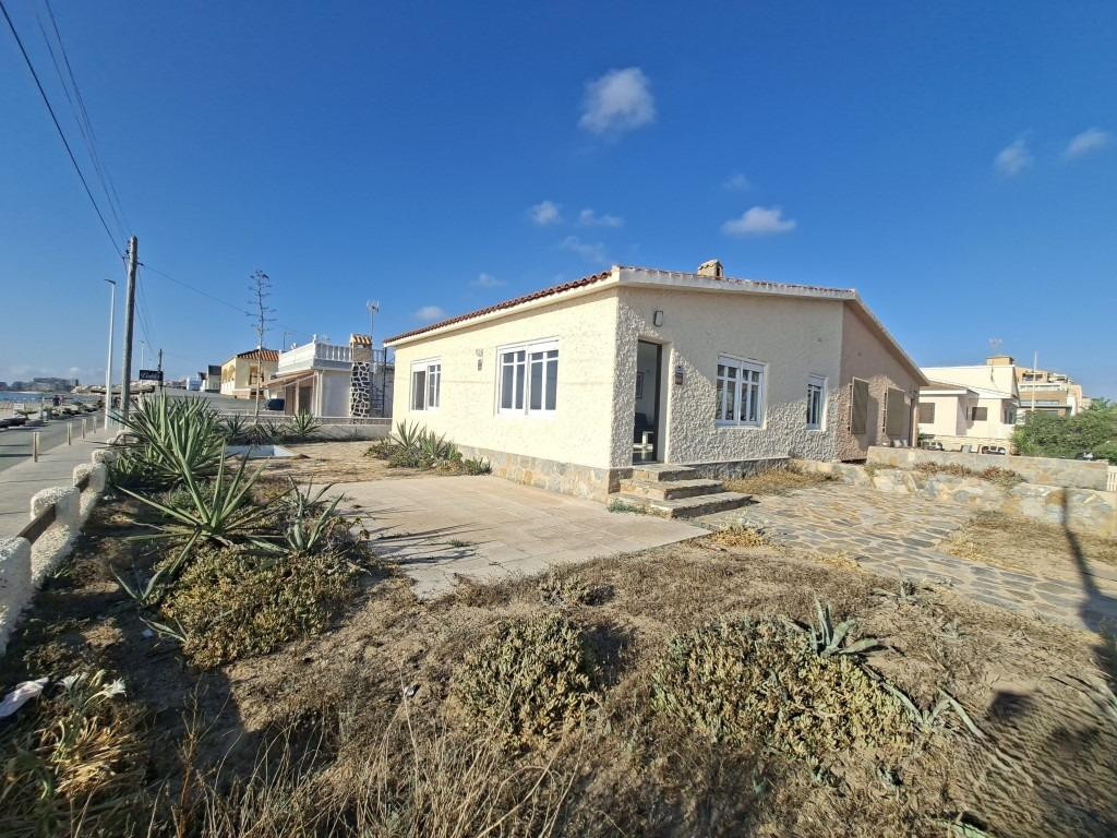 3 Bed Townhouse for sale in Torrevieja Costa Blanca, Alicante, Spain