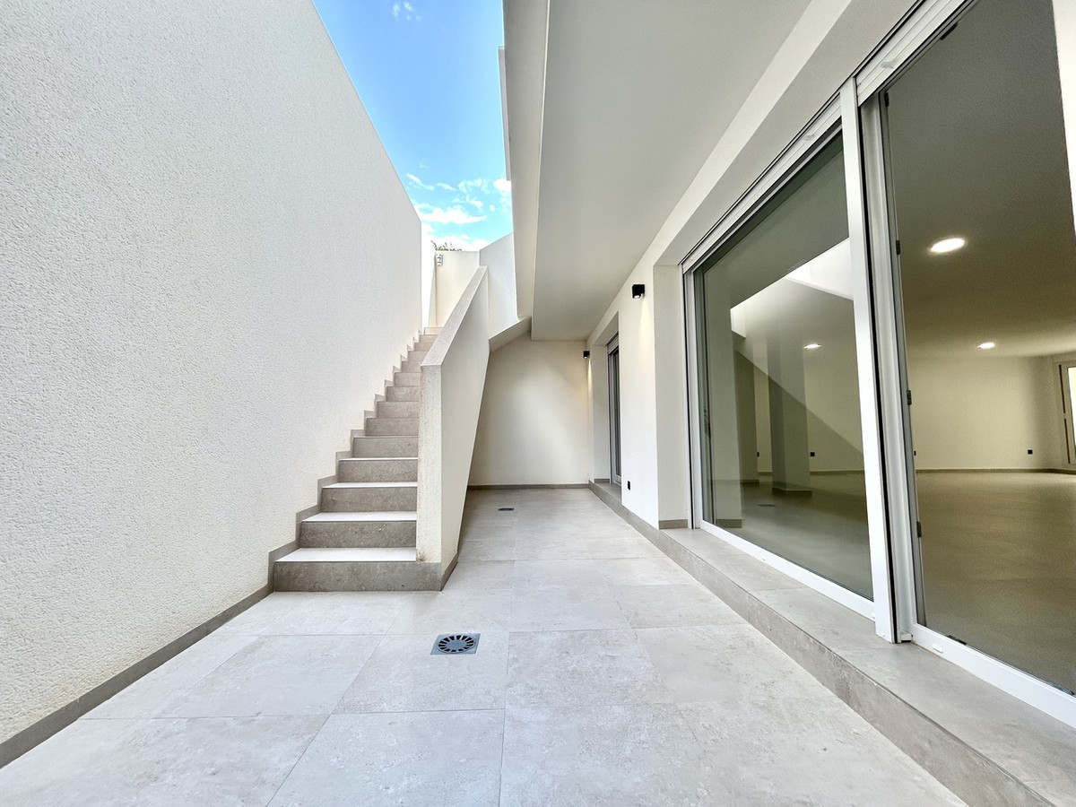 4 Bed Townhouse for sale in La Finca Golf Costa Blanca, Alicante, Spain