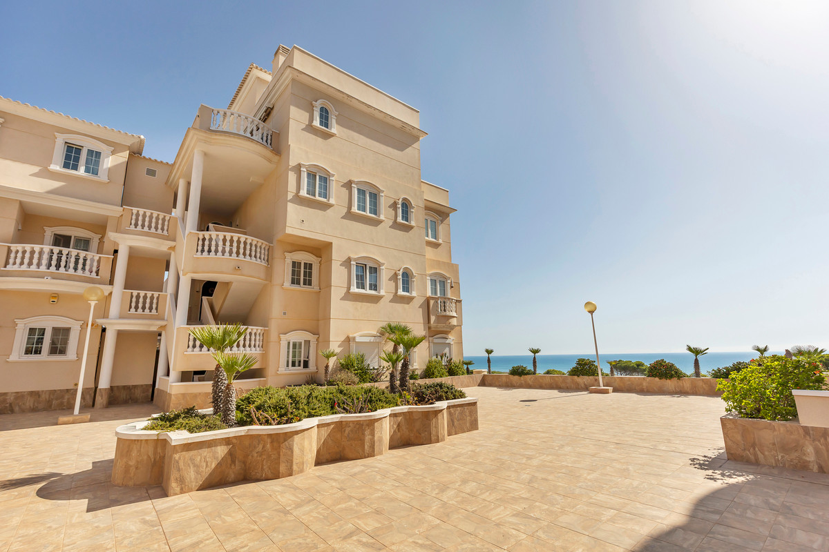 2 Bed Apartment for sale in Guardamar Del Segura Costa Blanca, Alicante, Spain
