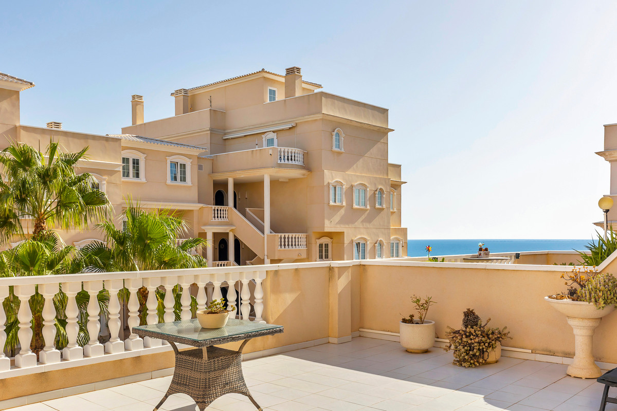 2 Bed Apartment for sale in Guardamar Del Segura Costa Blanca, Alicante, Spain