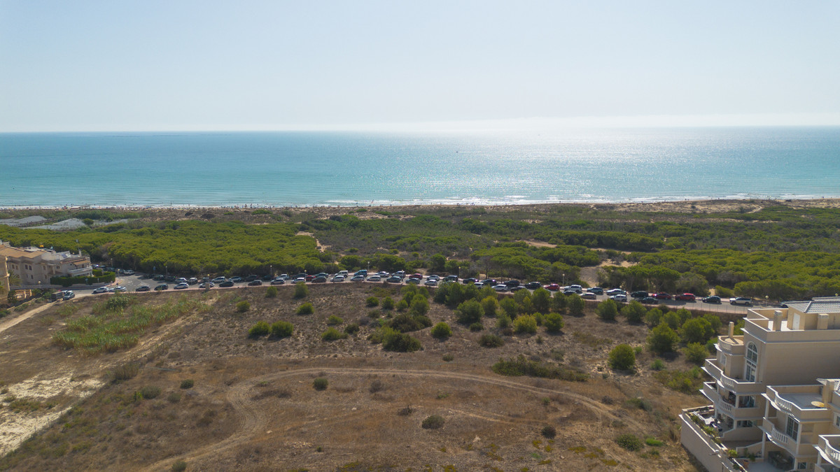 2 Bed Apartment for sale in Guardamar Del Segura Costa Blanca, Alicante, Spain