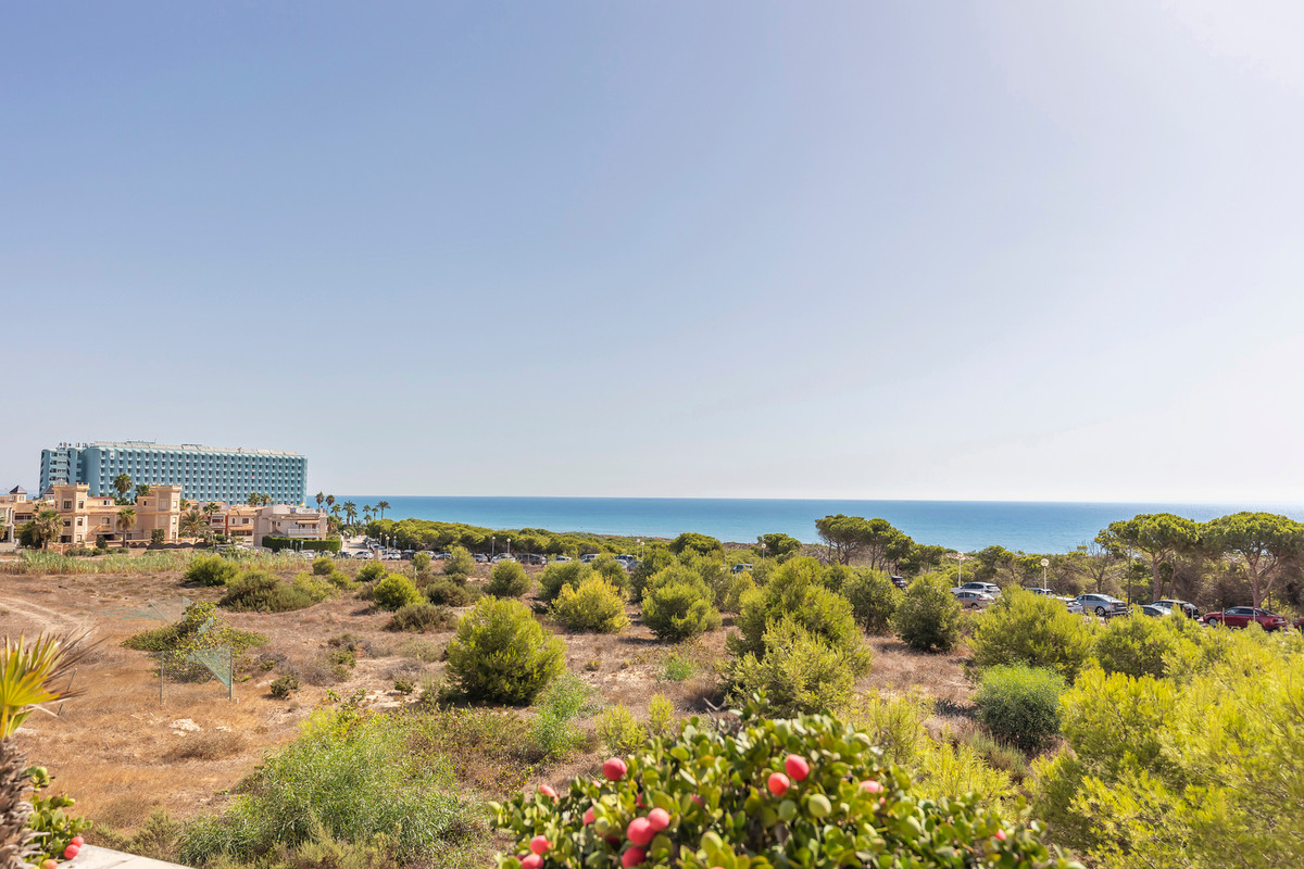 2 Bed Apartment for sale in Guardamar Del Segura Costa Blanca, Alicante, Spain
