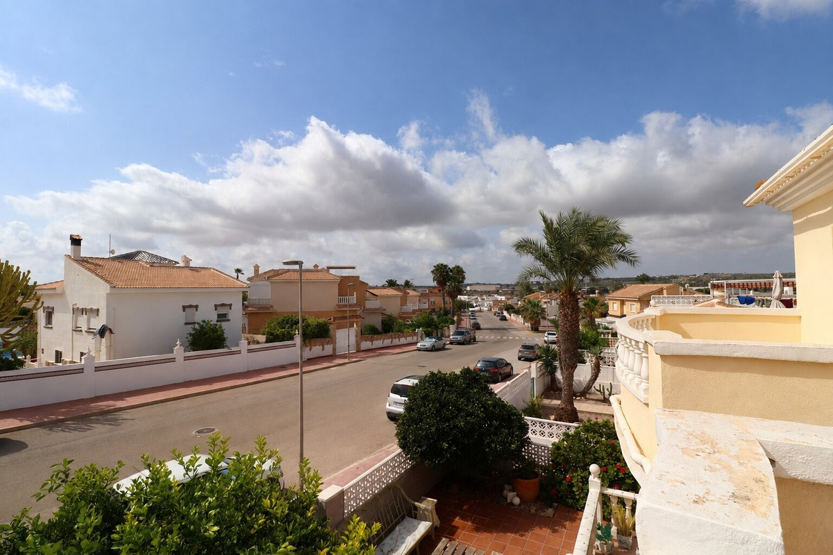 2 Bed Townhouse for sale in Benijofar Costa Blanca, Alicante, Spain