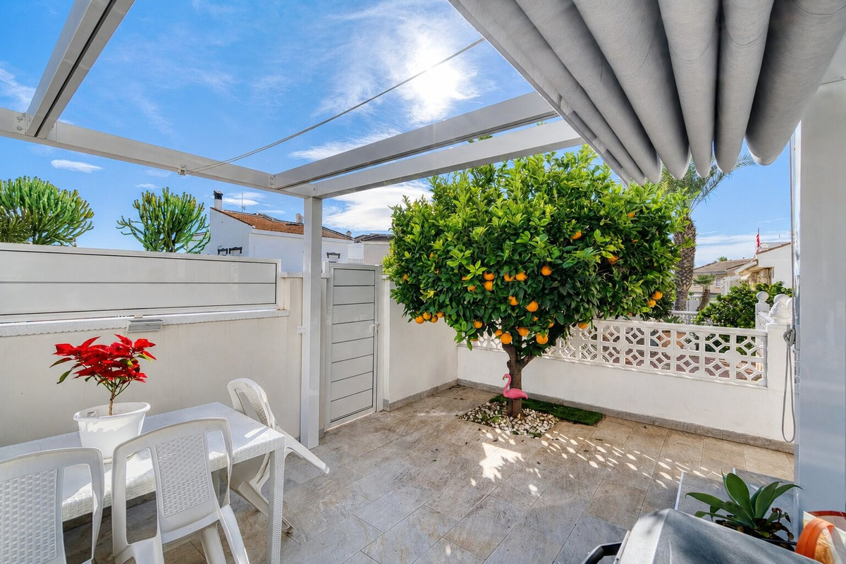 2 Bed Townhouse for sale in Benijofar Costa Blanca, Alicante, Spain