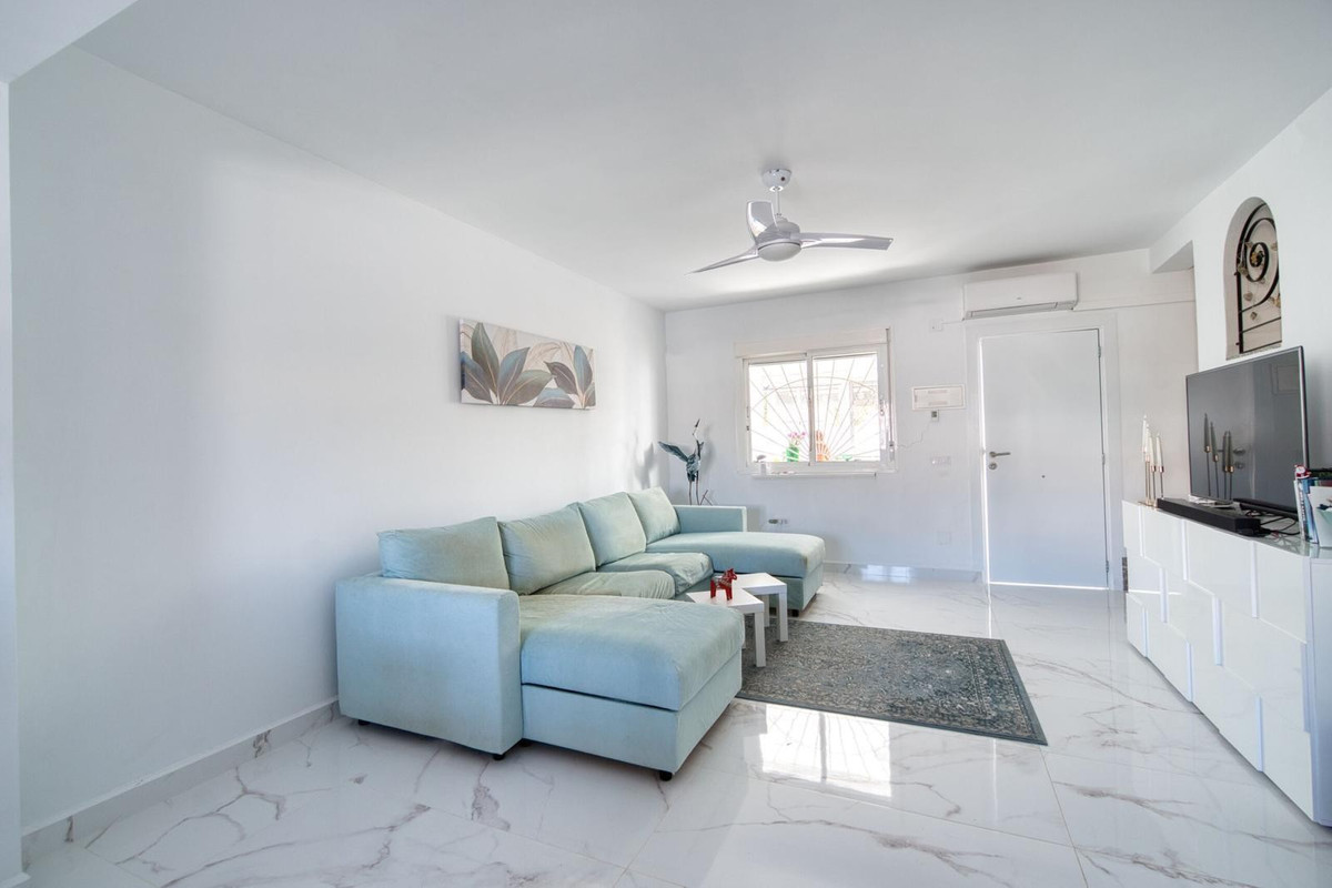 2 Bed Townhouse for sale in Benijofar Costa Blanca, Alicante, Spain
