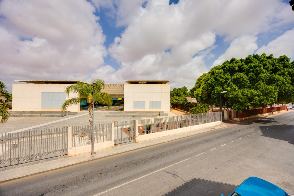 3 Bed Townhouse for sale in Torrevieja Costa Blanca, Alicante, Spain