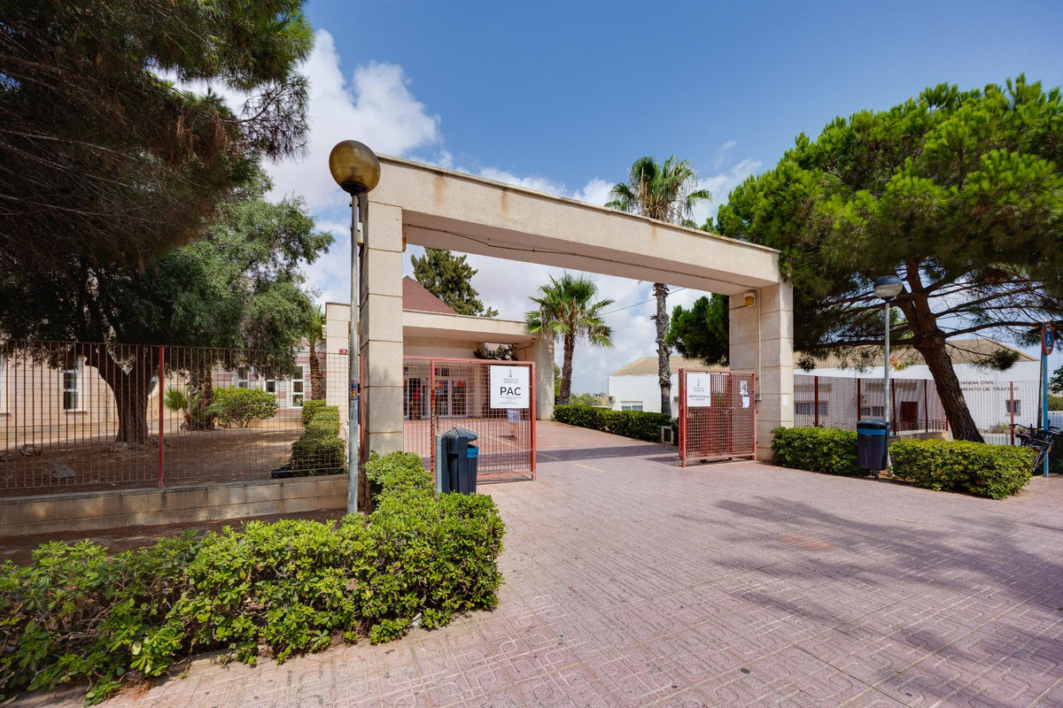 3 Bed Townhouse for sale in Torrevieja Costa Blanca, Alicante, Spain