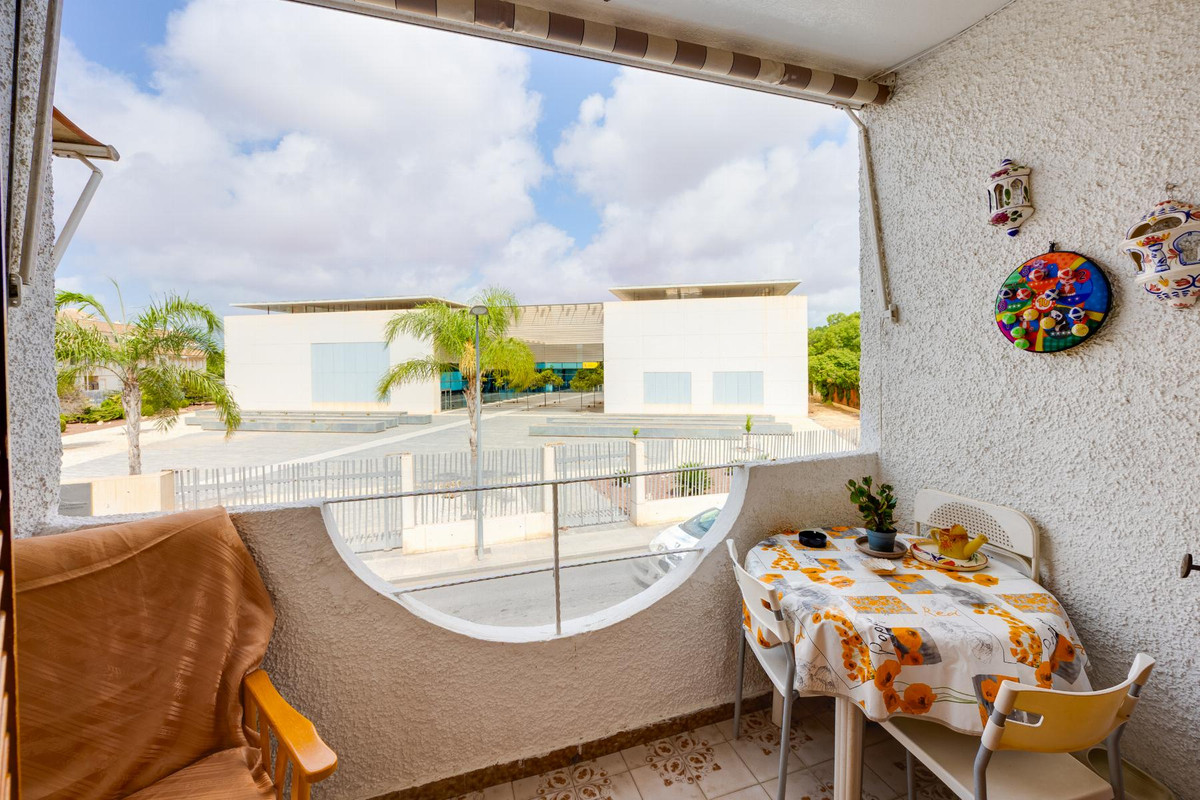 3 Bed Townhouse for sale in Torrevieja Costa Blanca, Alicante, Spain