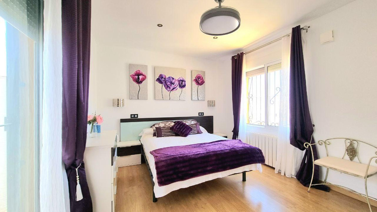 Se vende Adosada de 6 dormitorios en Costa Blanca, Alicante, España