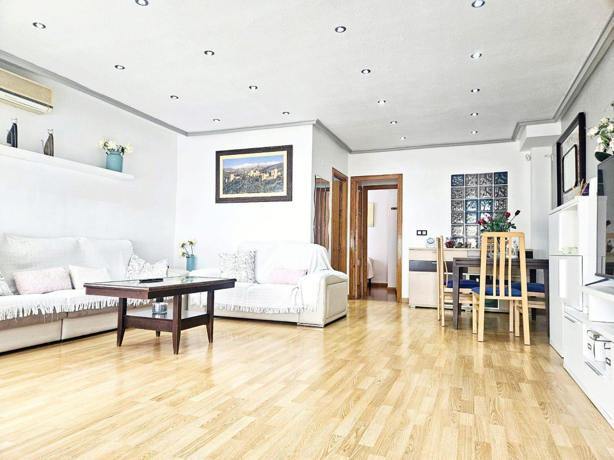 Se vende Adosada de 6 dormitorios en Costa Blanca, Alicante, España