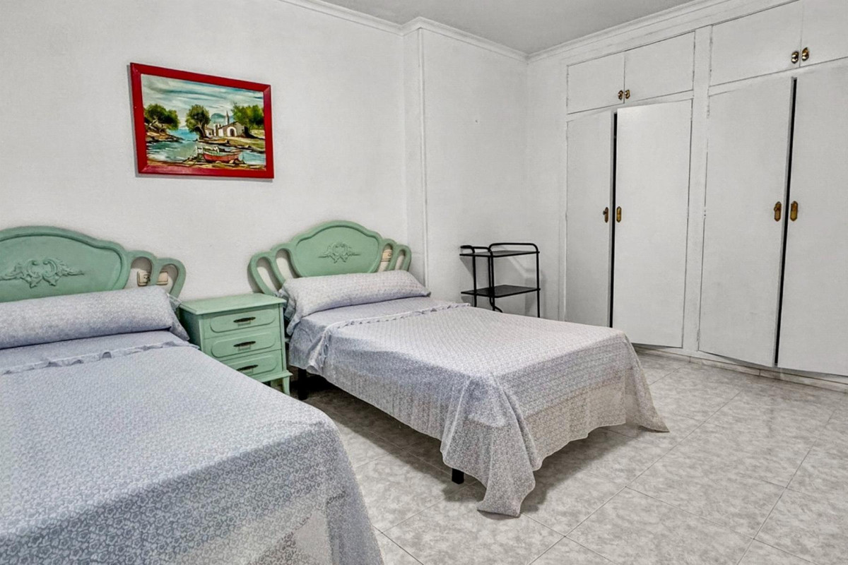 Se vende Apartamento Planta Media de 3 dormitorios en Costa Blanca, Alicante, España