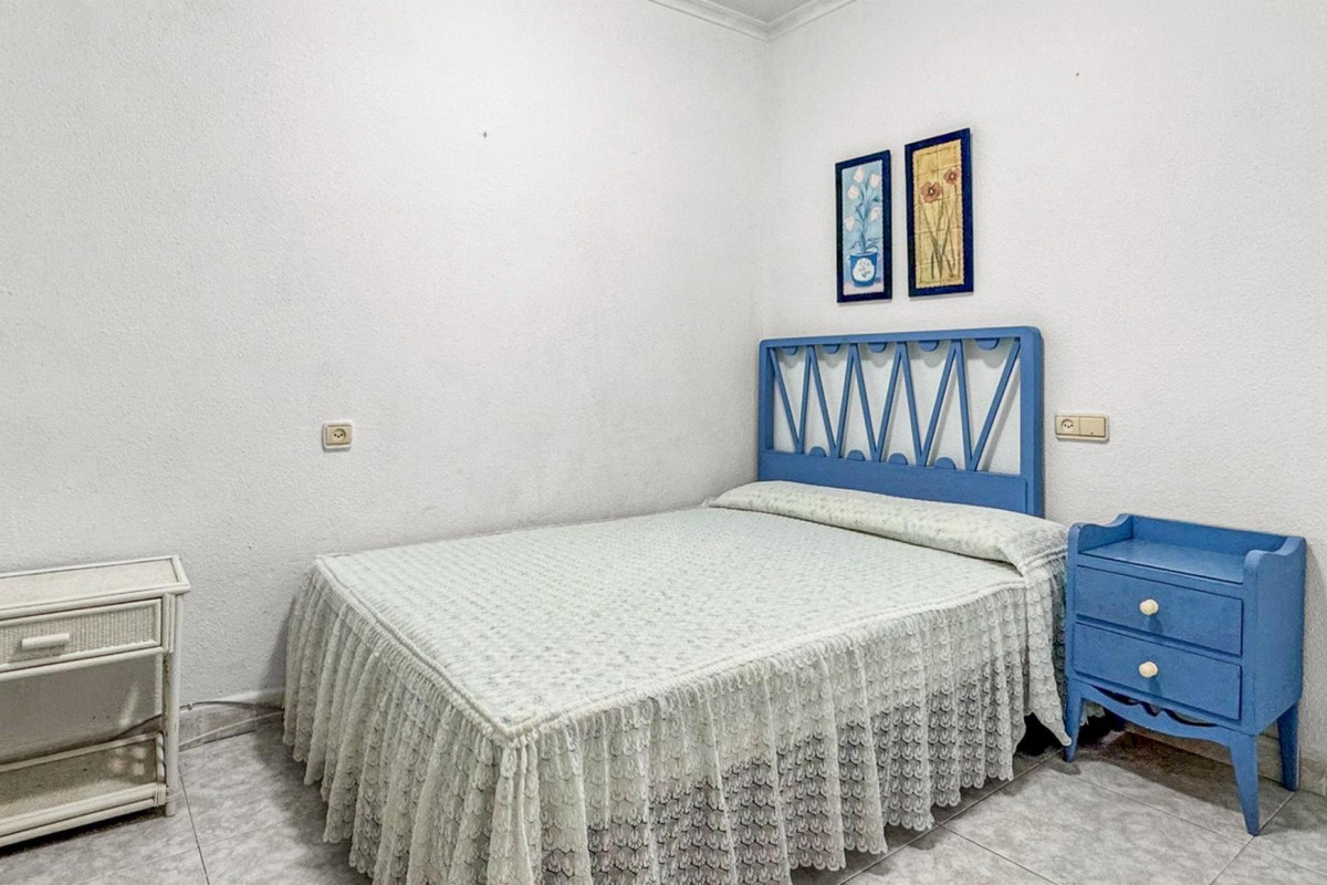 Se vende Apartamento Planta Media de 3 dormitorios en Costa Blanca, Alicante, España