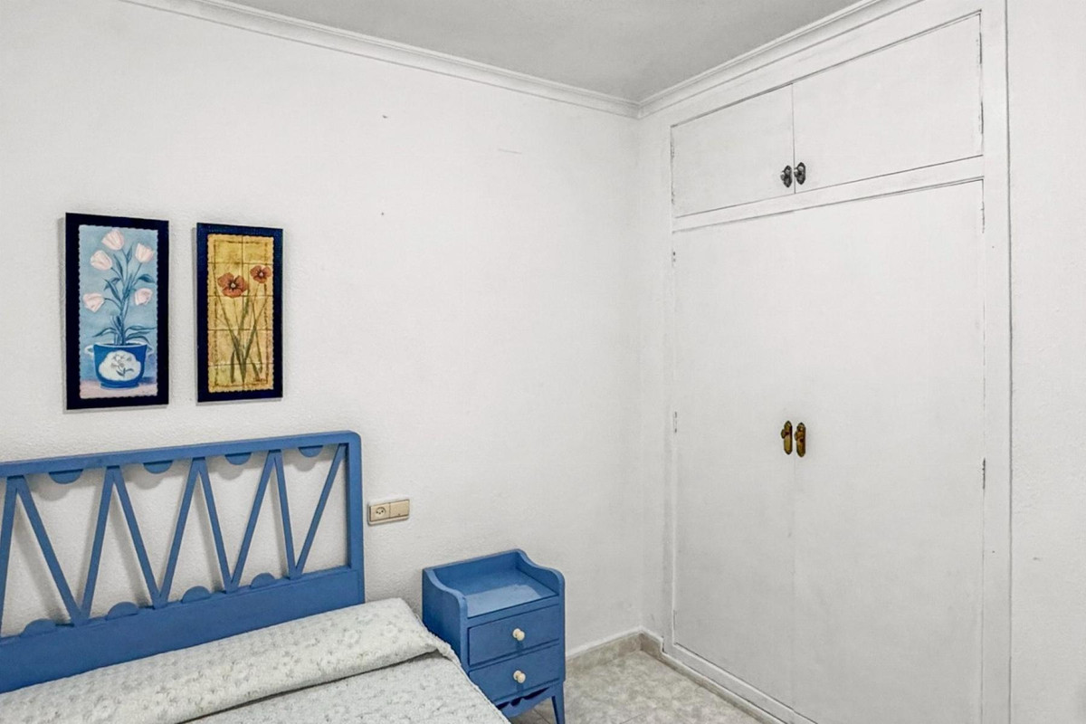 Se vende Apartamento Planta Media de 3 dormitorios en Costa Blanca, Alicante, España