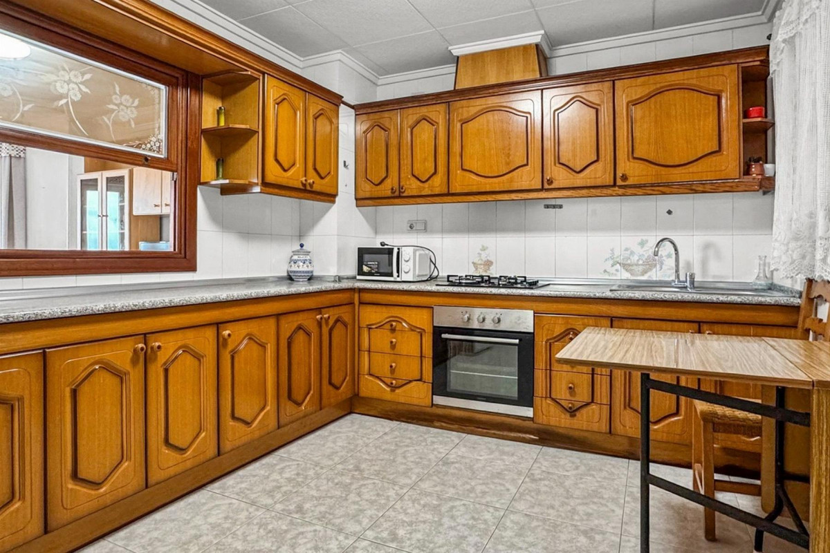 Se vende Apartamento Planta Media de 3 dormitorios en Costa Blanca, Alicante, España