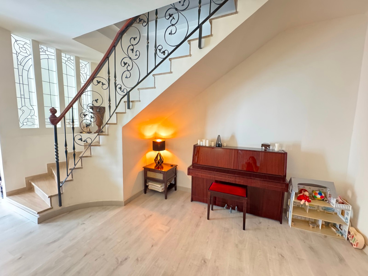 5 Bed Apartment for sale in Guardamar Del Segura Costa Blanca, Alicante, Spain