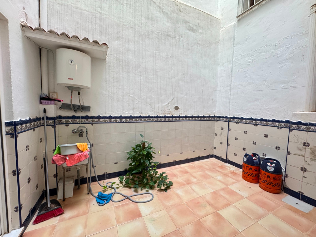 5 Bed Apartment for sale in Guardamar Del Segura Costa Blanca, Alicante, Spain