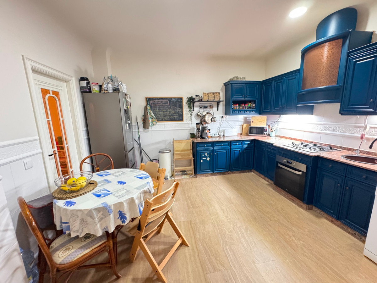 5 Bed Apartment for sale in Guardamar Del Segura Costa Blanca, Alicante, Spain