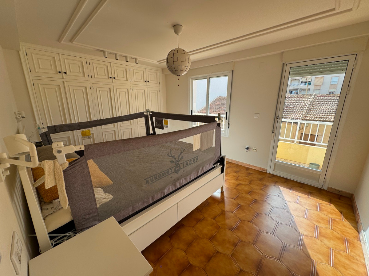 5 Bed Apartment for sale in Guardamar Del Segura Costa Blanca, Alicante, Spain
