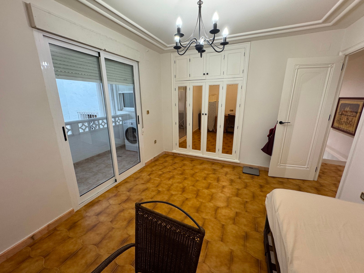5 Bed Apartment for sale in Guardamar Del Segura Costa Blanca, Alicante, Spain