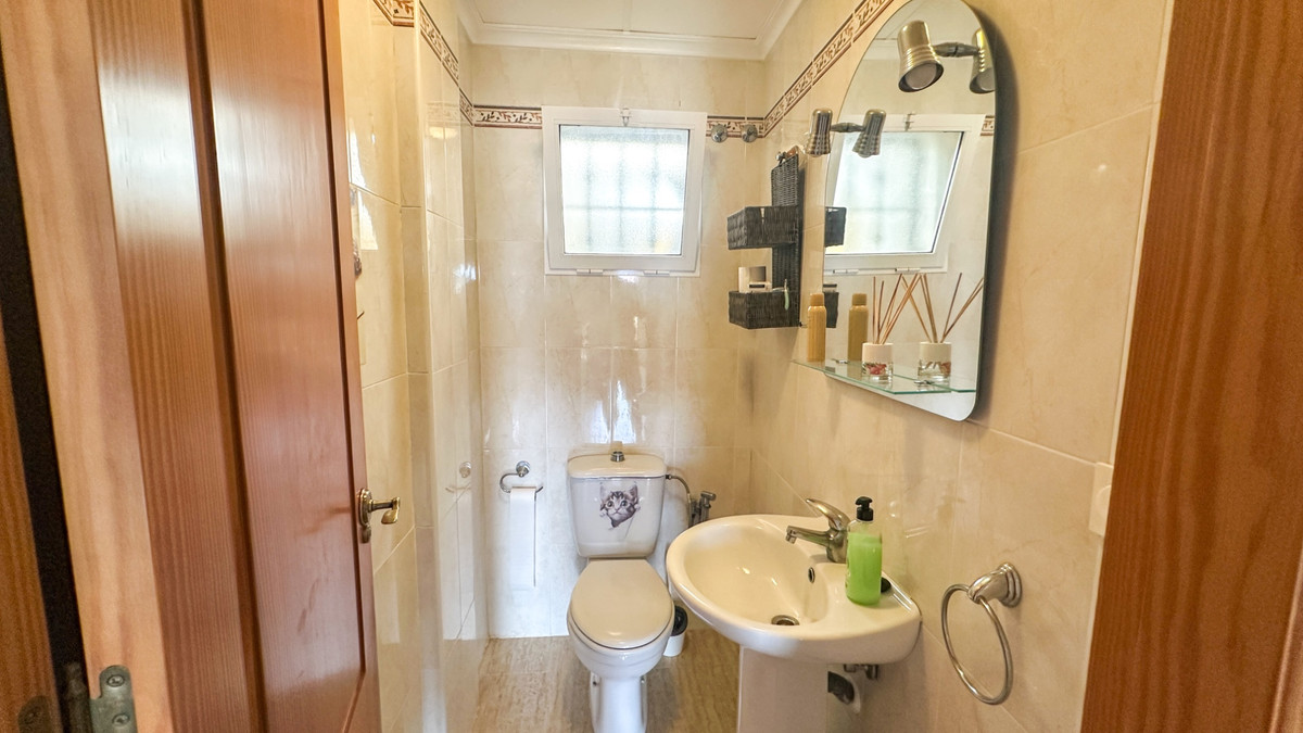 2 Bed Townhouse for sale in Orihuela Costa Blanca, Alicante, Spain