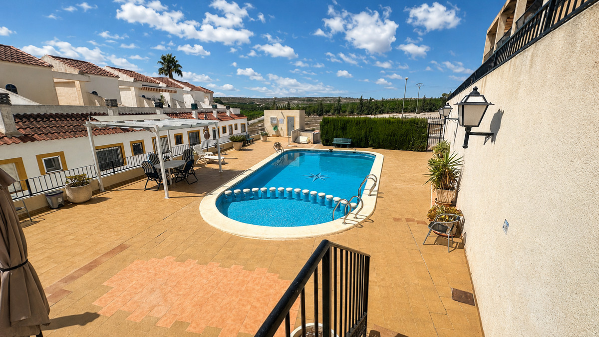 2 Bed Townhouse for sale in Orihuela Costa Blanca, Alicante, Spain