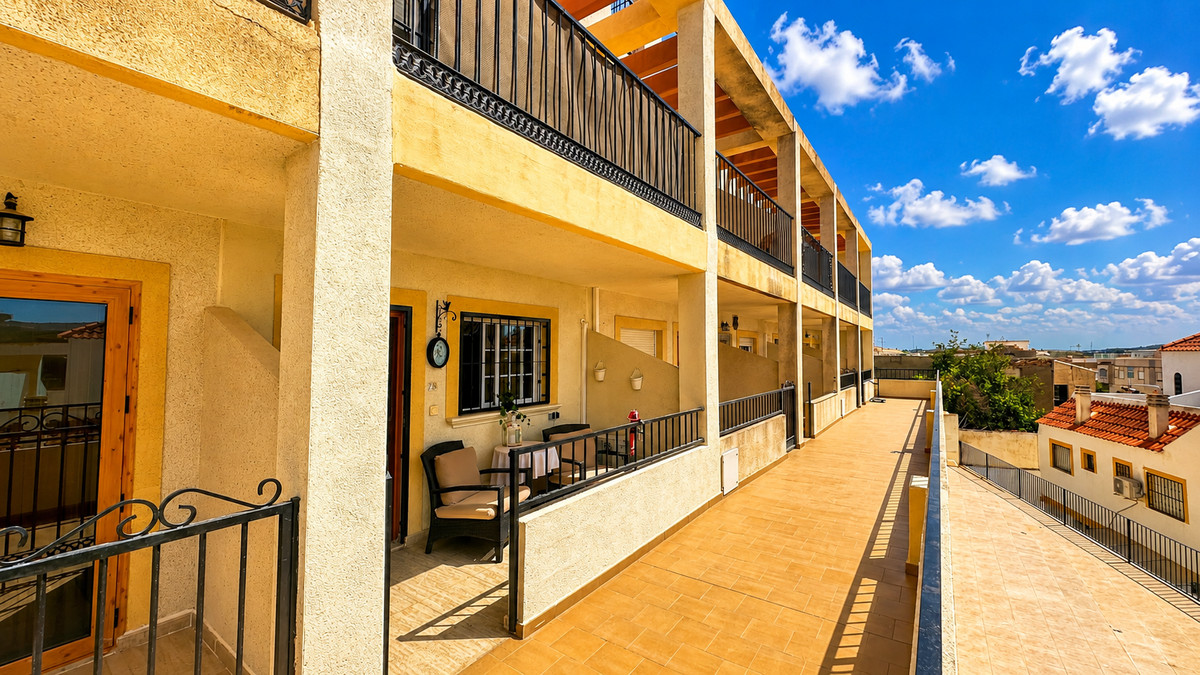 2 Bed Townhouse for sale in Orihuela Costa Blanca, Alicante, Spain