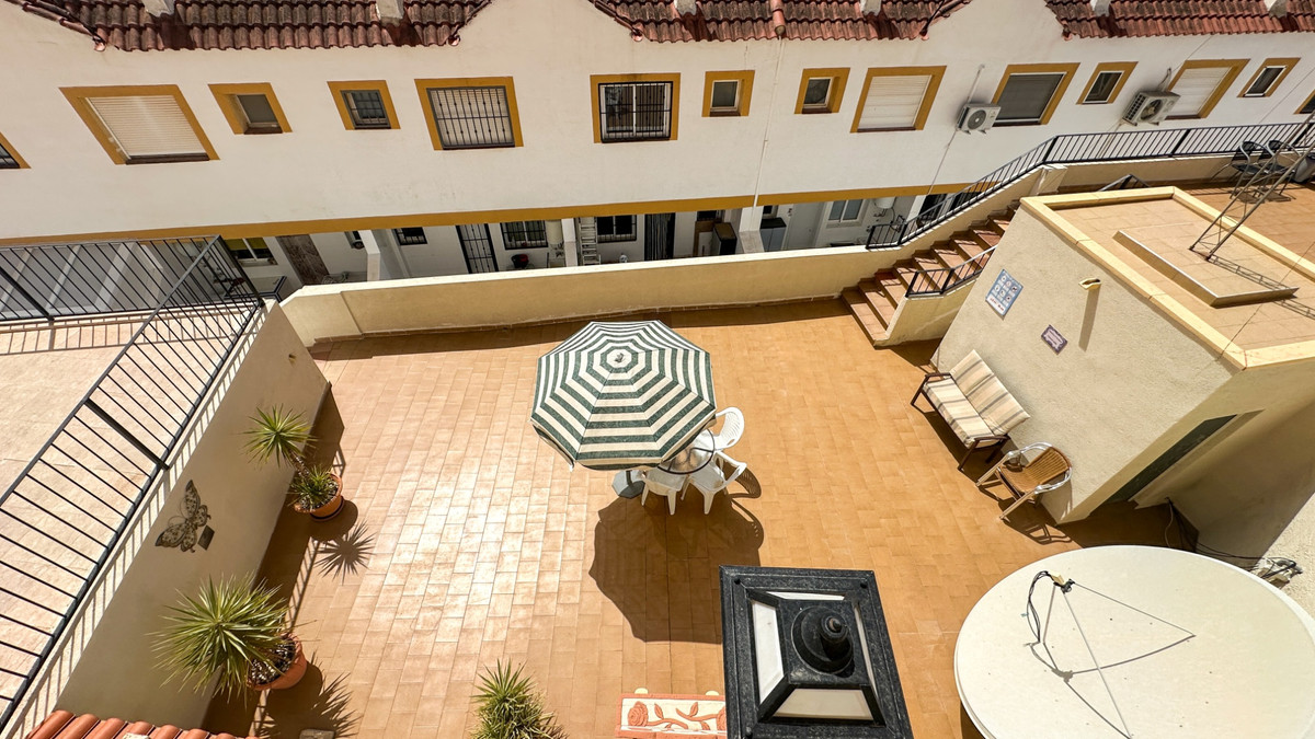 2 Bed Townhouse for sale in Orihuela Costa Blanca, Alicante, Spain