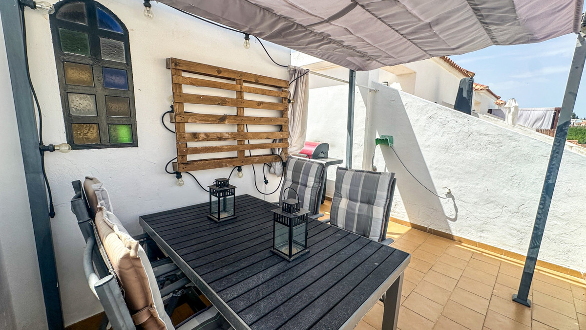 2 Bed Townhouse for sale in Orihuela Costa Blanca, Alicante, Spain