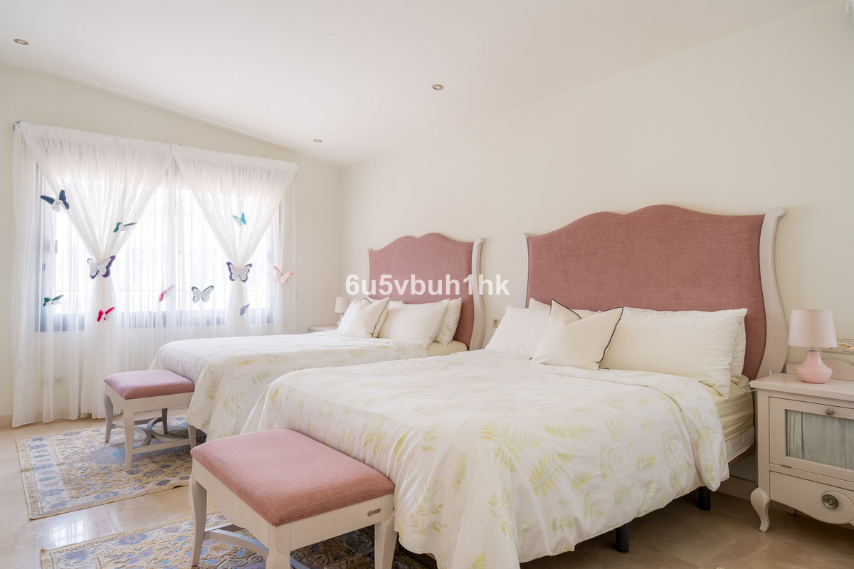 4 Bed Townhouse for sale in Torreblanca Costa Del Sol, Málaga, Spain